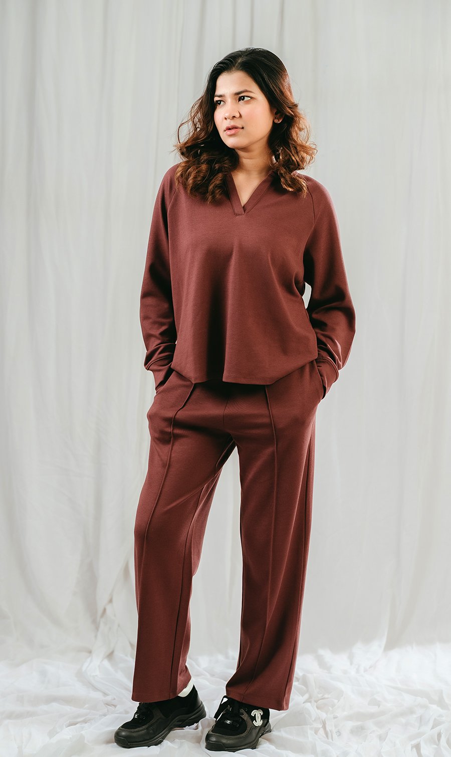 Mocha Muse  – Relaxed V-Neck Loungewear Set
